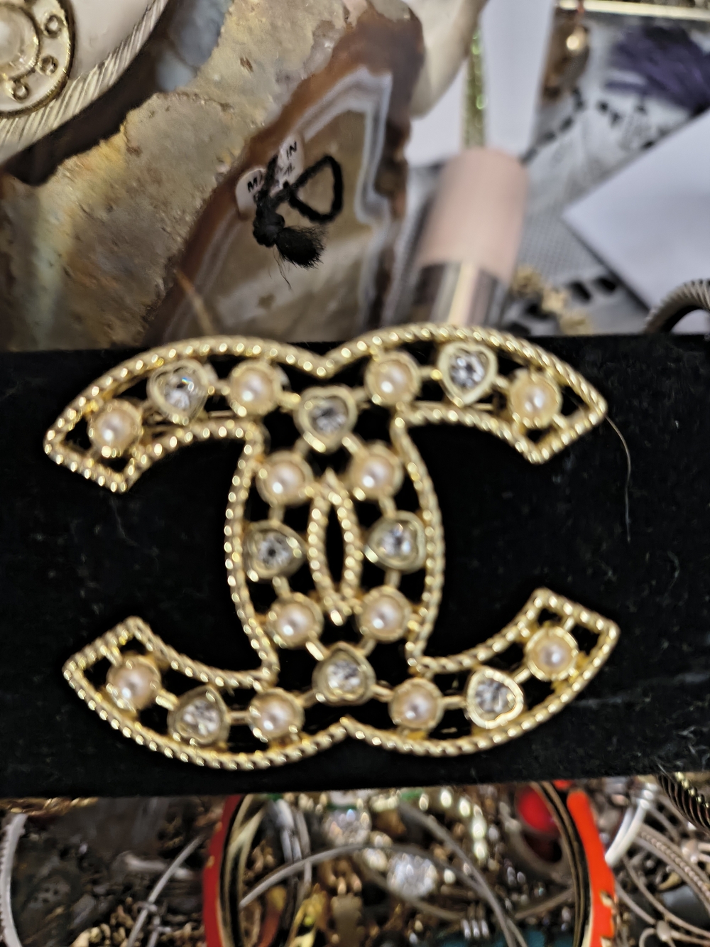 Rare!Chanel Heart Brooch - Picture 1 of 2